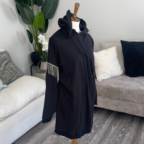 Hooded sweater dress with rhinestone fringed sleeves - Picture 2 of 4